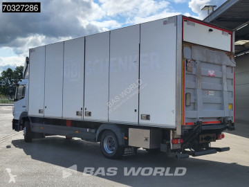 Mercedes Atego 1524 4X2 15tonner 6-cylinder 2000kg Ladebordwand Automatic Euro 6 truck