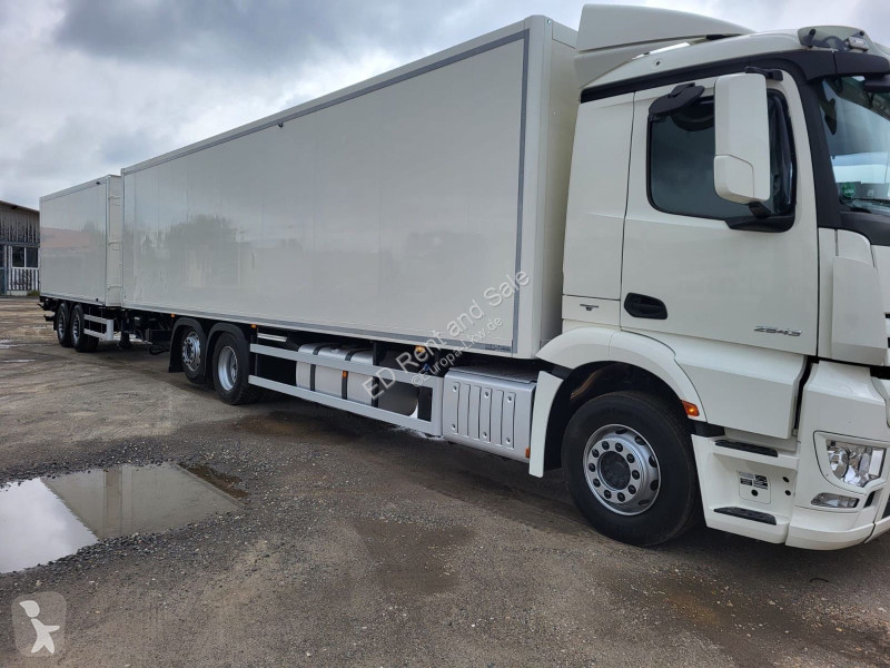 شاحنة Mercedes 2548 L 9,60 Koffer+...