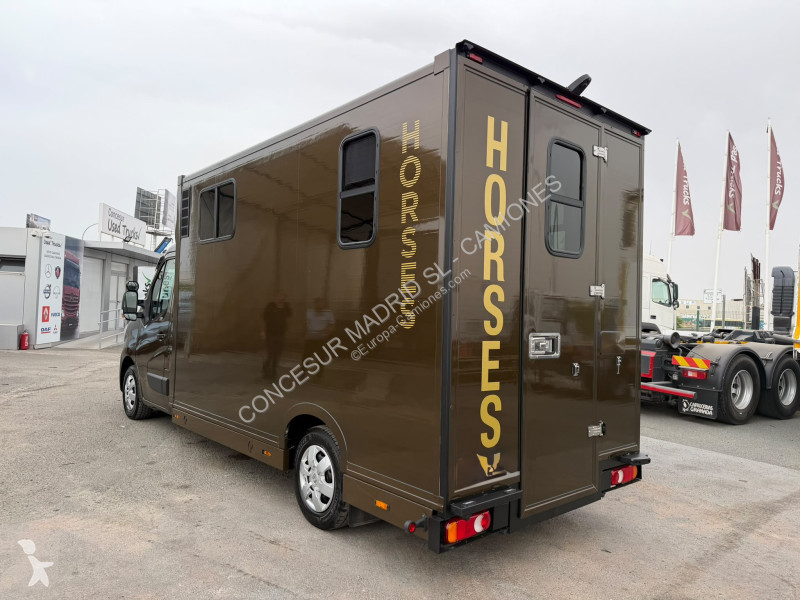 شاحنة Renault  CABALLOS