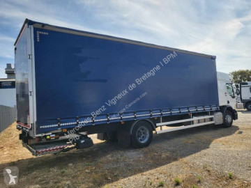 Камион подвижни завеси Renault