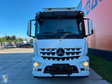 Lastbil ske Mercedes