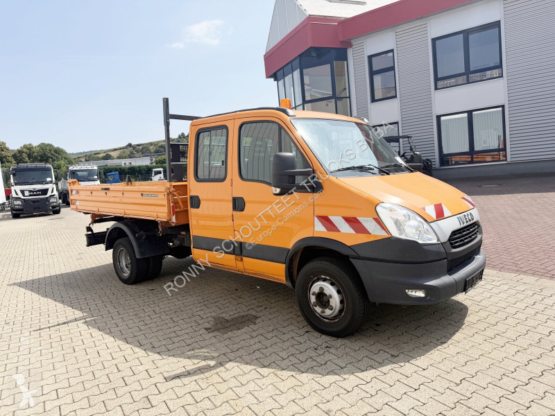 شاحنة Iveco Daily 70C17 4x2 Doka Daily 70C17...