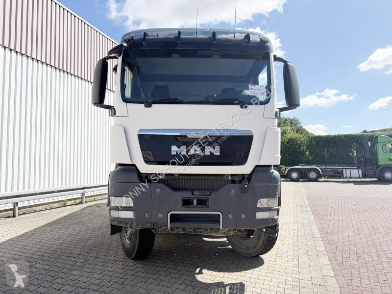 شاحنة MAN TGS 41.400 8X8 BB TGS 35/41.400 8X8...