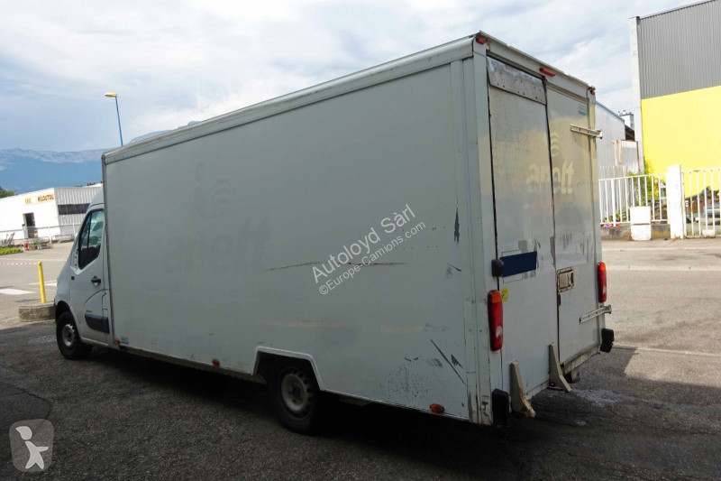 Camion Renault MASTER CAISSE 2,3 DCI 136