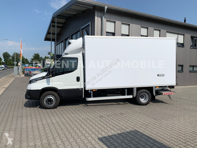 شاحنة Iveco 70C18A8P TK AUT LUFTF V500X...