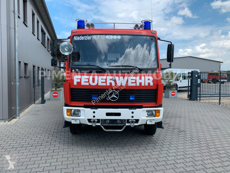 شاحنة Mercedes AF / 4x4 /AHK / TOP ZUSTAND