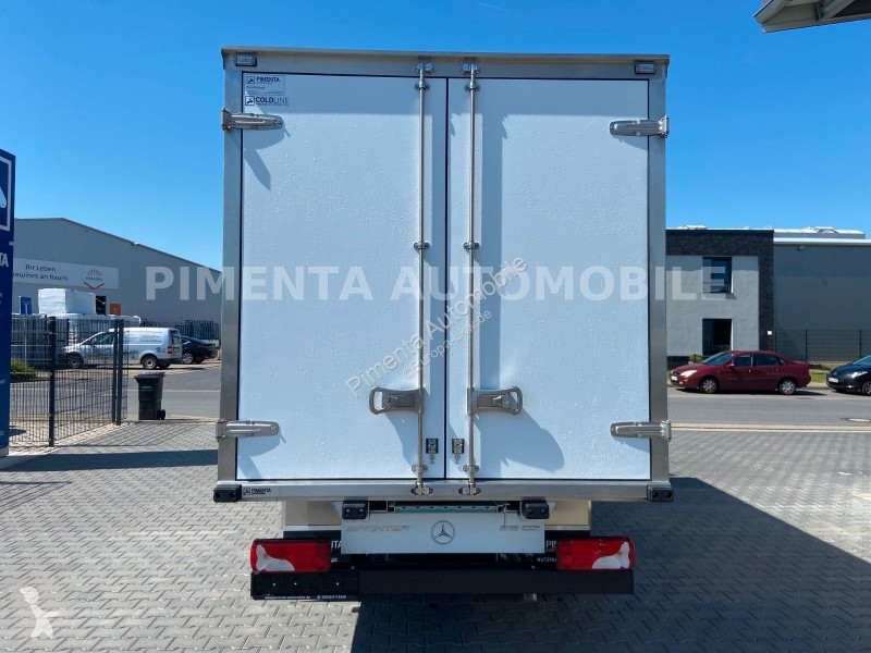 شاحنة Mercedes 517 5t TK KOFFER -20° 8EPAL RFK...