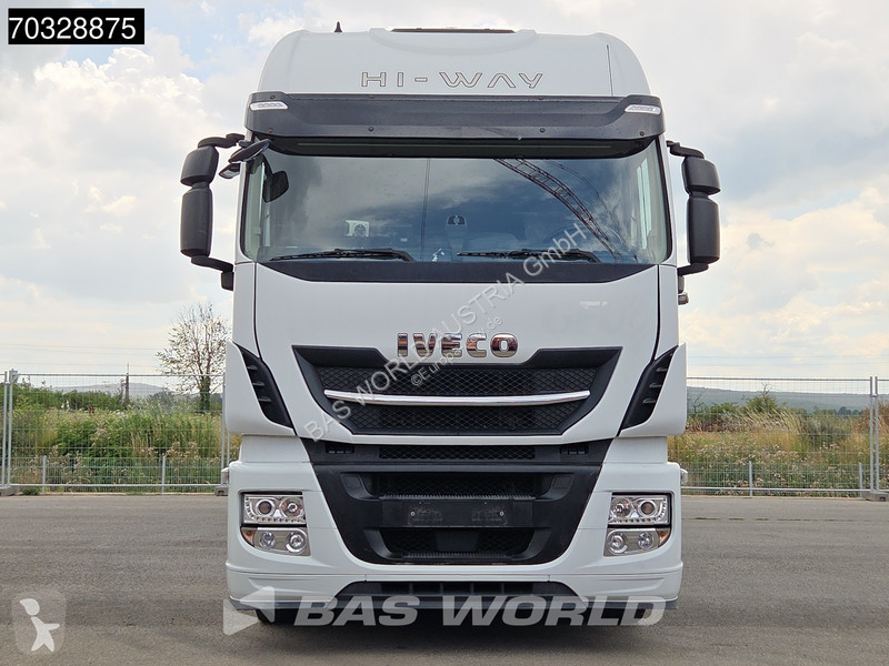شاحنة Iveco 420 4X2 18t Driving School Manual...