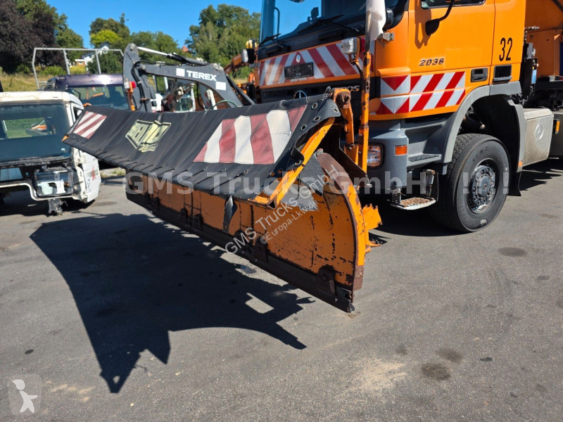 شاحنة Mercedes 2036 / 4x4 Allrad / kommunal...