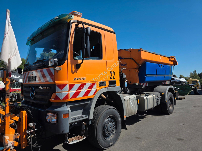 شاحنة Mercedes 2036 / 4x4 Allrad / kommunal...