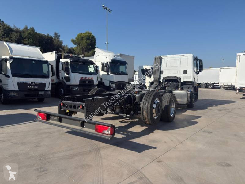 شاحنة Iveco