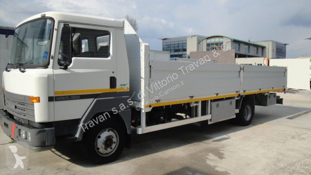 Camion Nissan M 90 150 CASSONE DA 6.90