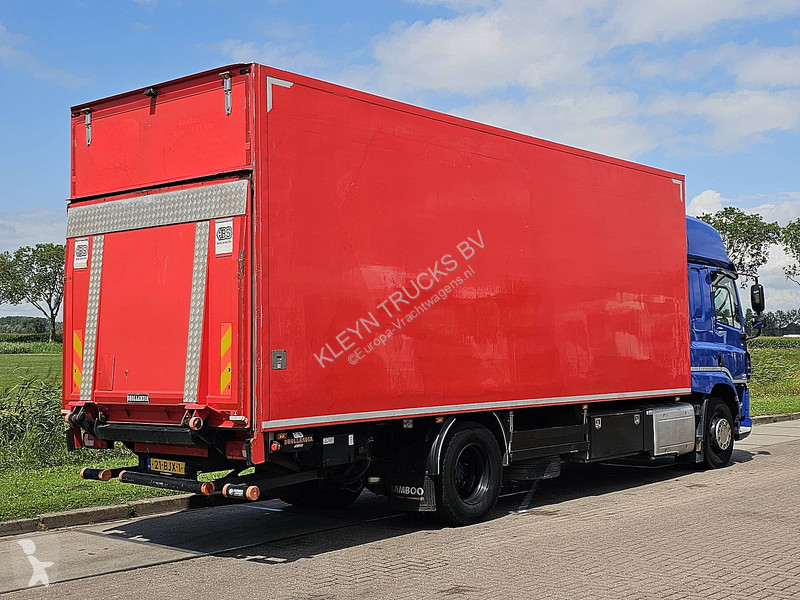 شاحنة DAF 400 TAILLIFT