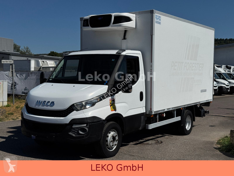 شاحنة Iveco 70C17 Mit Carrier Pulsor 600Mt