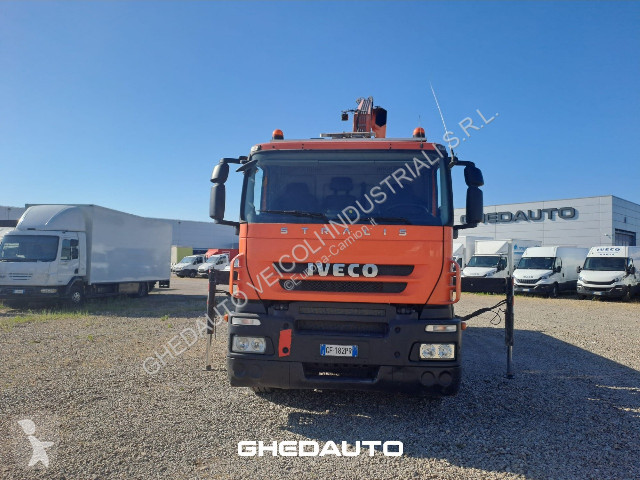 شاحنة Iveco Stralis AD190D42 - CASSONE RIB....
