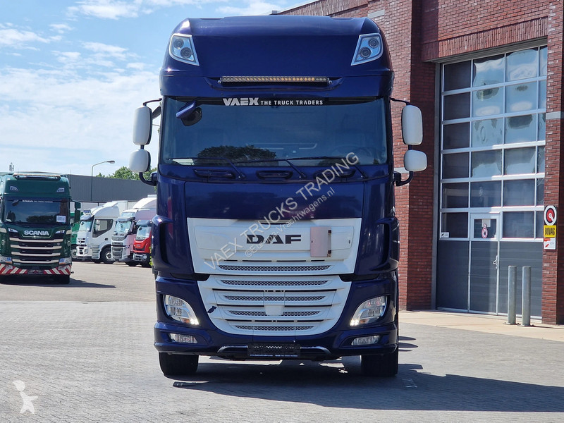 شاحنة DAF 530 6X2 - steel / air - steering axle...