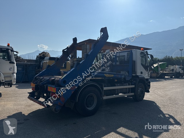 Kamión Iveco 360