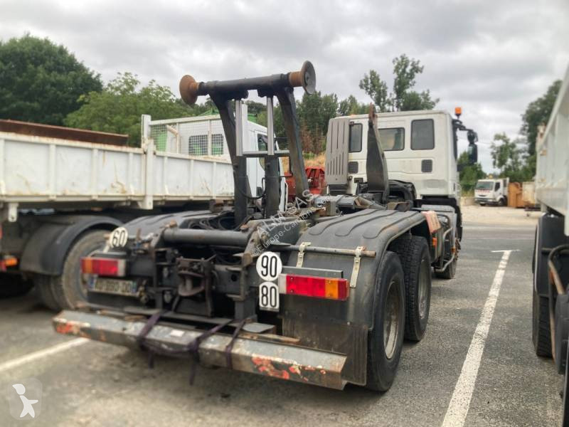 شاحنة Iveco
