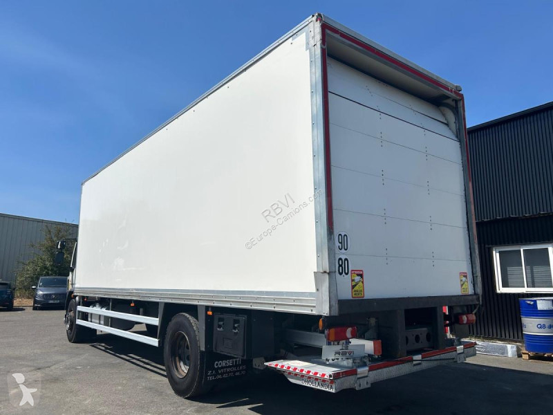 شاحنة DAF 320