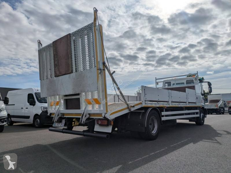 شاحنة Iveco