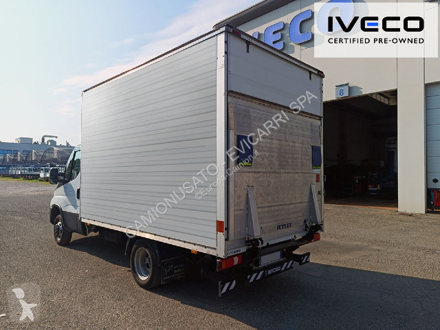 شاحنة Iveco DAILY 35C14