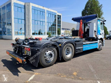 Камион Mercedes E Actros 300