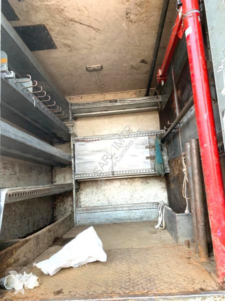 شاحنة Iveco DOUBLE CABINE 120E18
