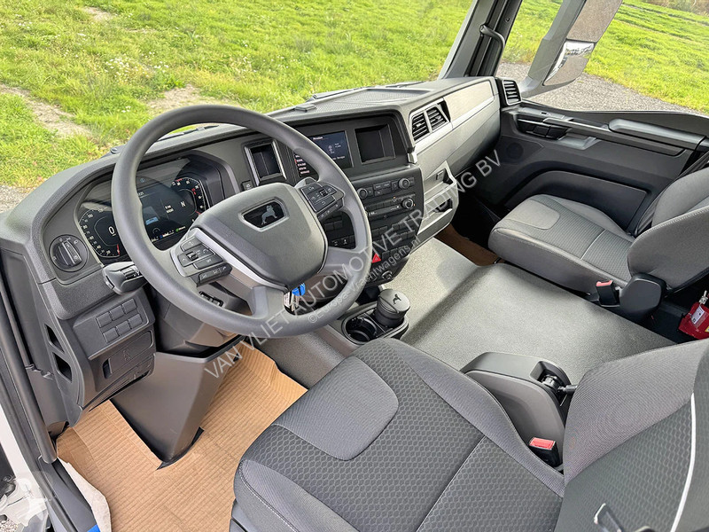 شاحنة MAN 18.250 BB CH Chassis Cabin (9 units)