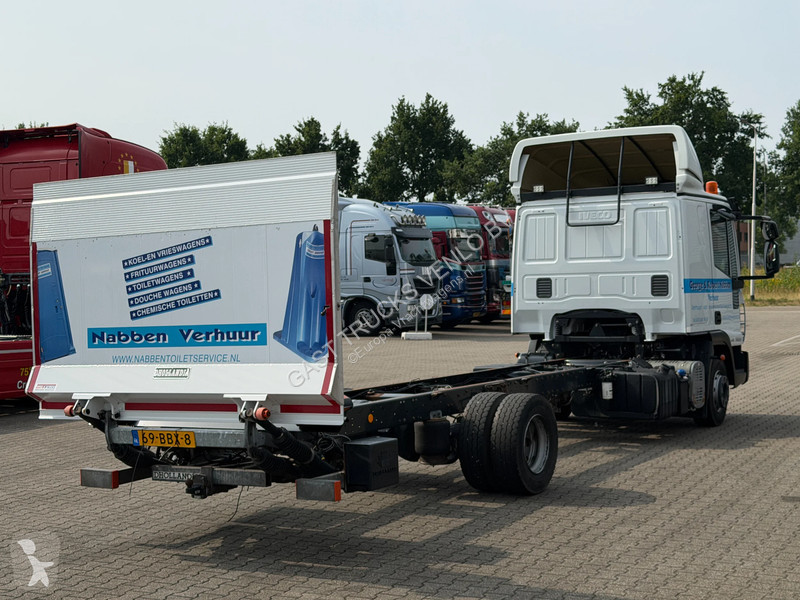 شاحنة Iveco EuroCargo 120 E22 4x2 Chassis Euro...