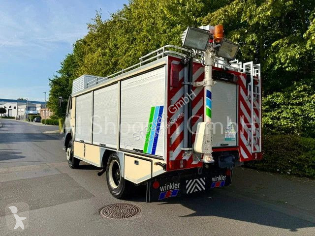 شاحنة Mercedes 1222 V6/...