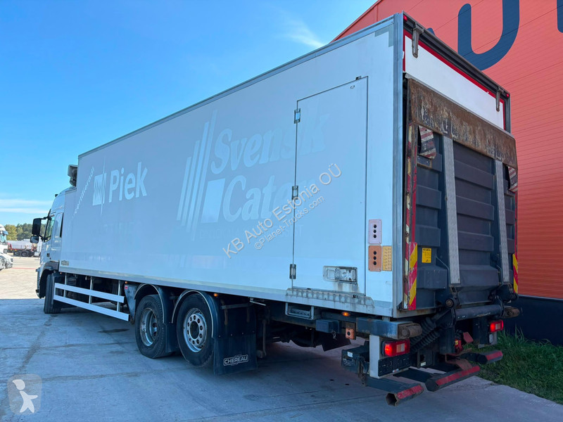 شاحنة Volvo 6x2*4 CARRIER SUPRA 950 MT / 2 ZONE...