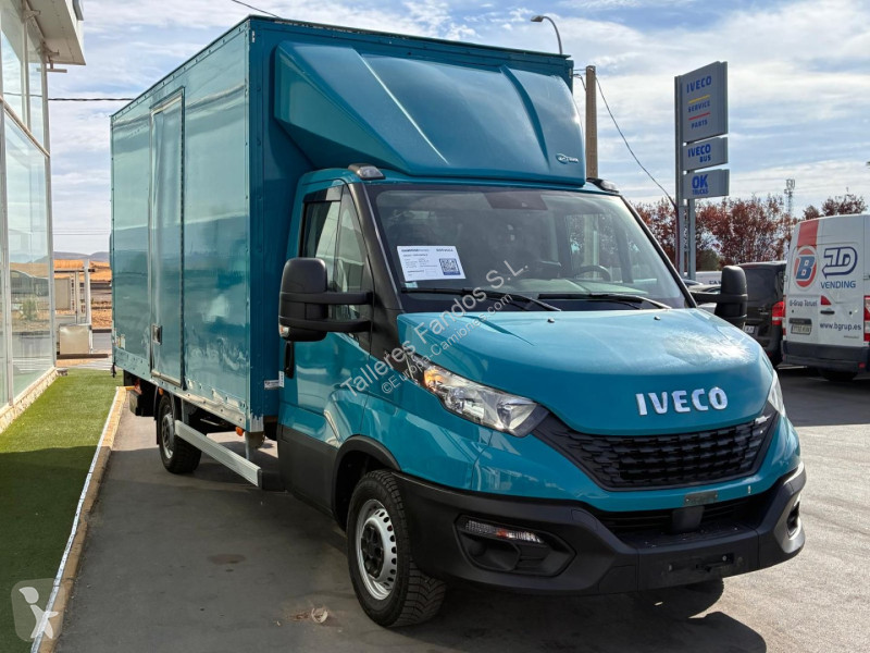 Грузовик Iveco  35S16 3.0 20m3
