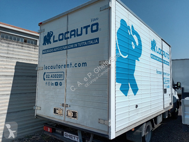 شاحنة Iveco Daily 35C14