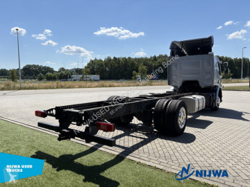 Camion châssis Volvo