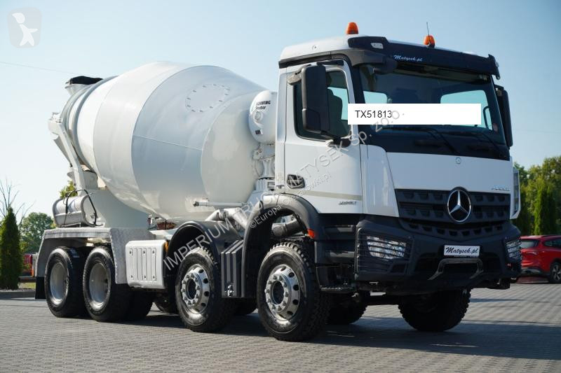 Betonárske zariadenie Mercedes AROCS 3240