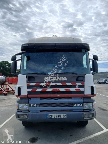 Camion Scania 114