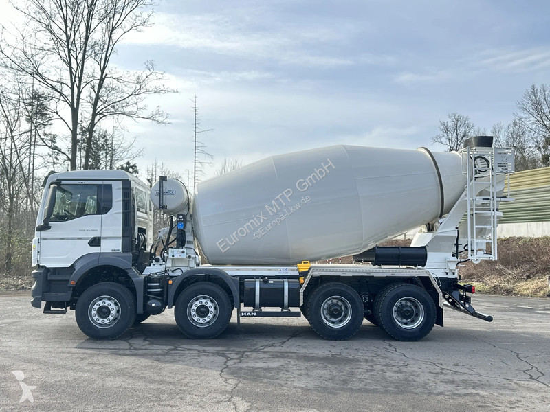 شاحنة MAN TGS TGS BB 8x4 Retarder EuromixMTP EM...