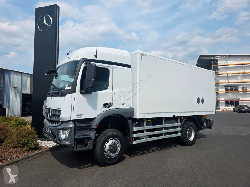 شاحنة Mercedes 1827 A 4x4 LBW Tür+Treppe...