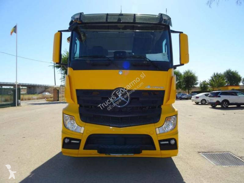 Lastbil Mercedes