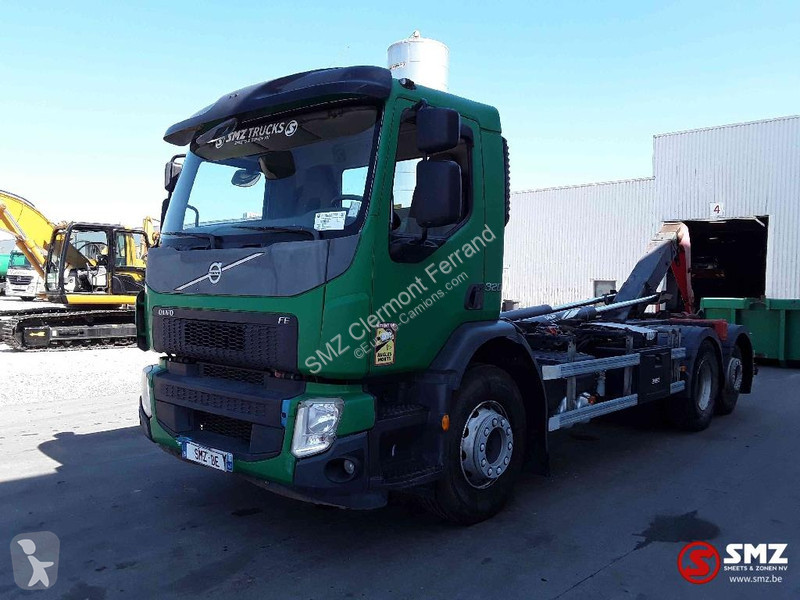 شاحنة Volvo 320