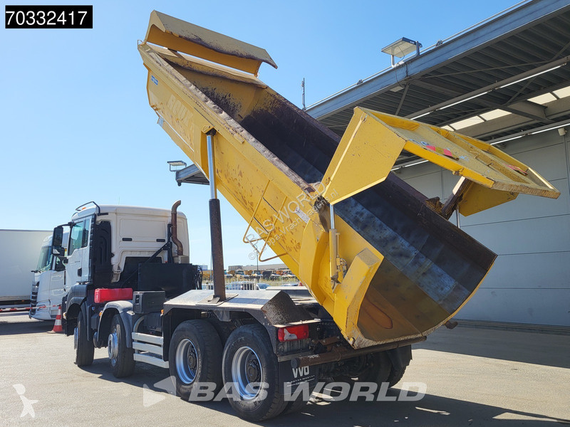 شاحنة MAN TGS 8X4 15m3 tipper steel suspension...
