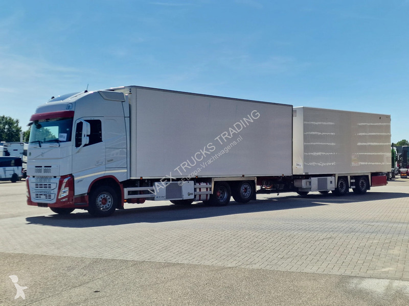 شاحنة Volvo 13500 6x2*4 - XL - Thermoking frigo...