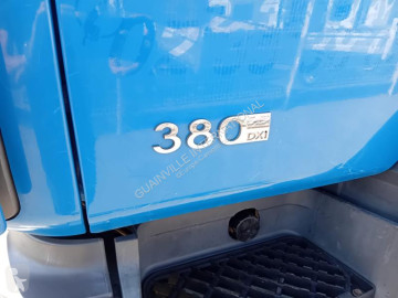 شاحنة Renault Premium Lander 380 6x4