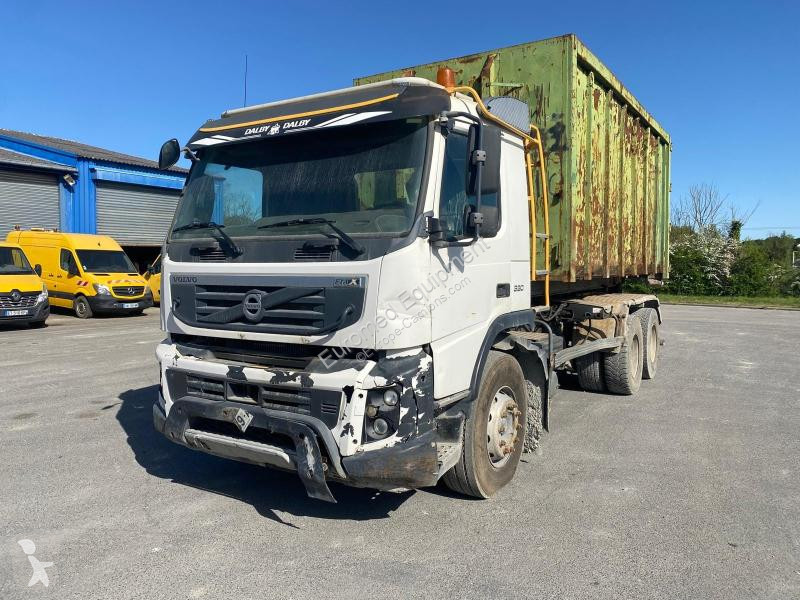 شاحنة Volvo 330