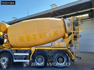 Kamion beton frézovací stroj / míchačka DAF