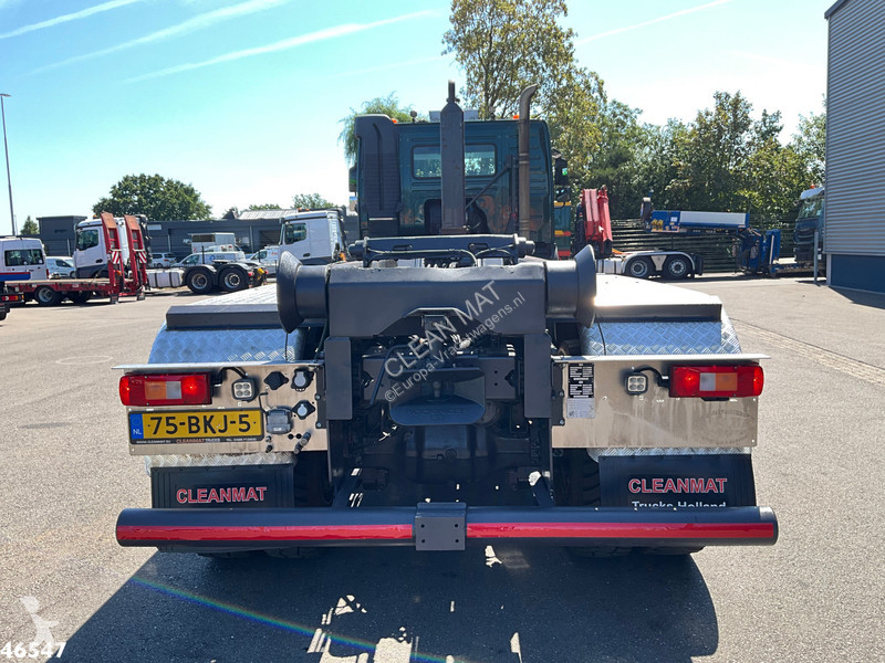 Camion Volvo 420 6x6 VDL 30 Ton haakarmsysteem...