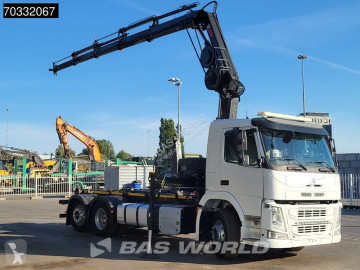 شاحنة ناقلة حاويات متعددة الأغراض Volvo