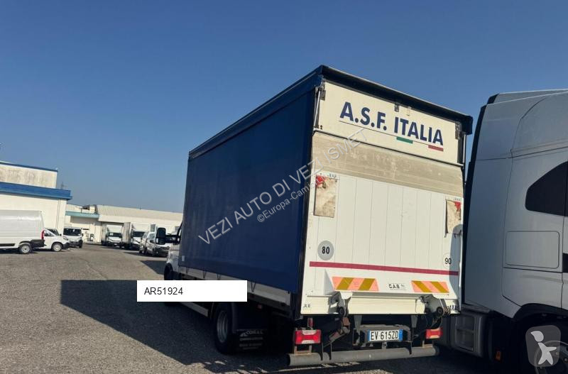 Грузовик Iveco Dailly 65 con telone e pedana...