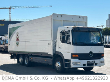 Камион платформа камион за превоз на бира Mercedes