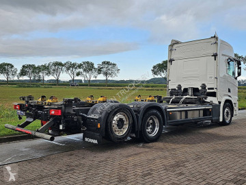 Scania R 450 6x2*4 truck